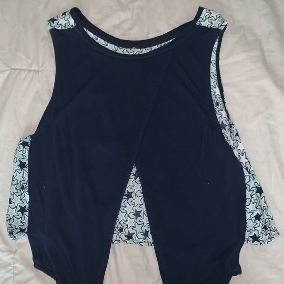 Crop top - Picture 2 of 2